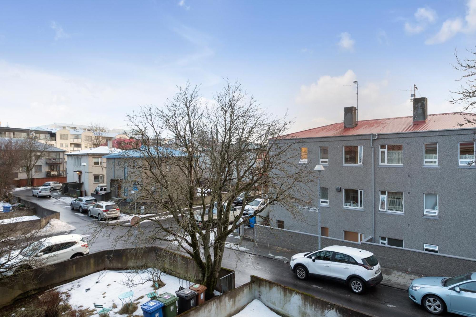 Modern 2Br Flat In Reykjavik Apartment Bagian luar foto